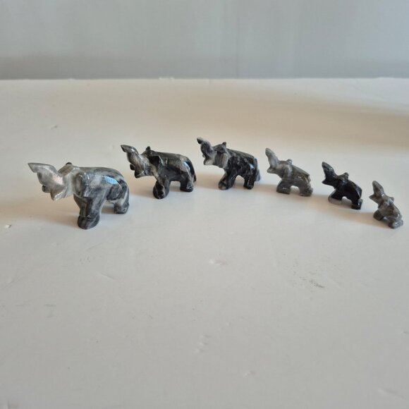 Family of 6 Grey Marble Elephant Figurines | Hand-Carved Natural Stone | Graduat - Picture 1 of 5